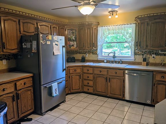 5th image of 26250 Willow Ln