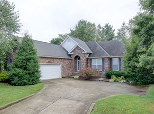 2582 Hedgerow Ln, Clarksville, TN 37043