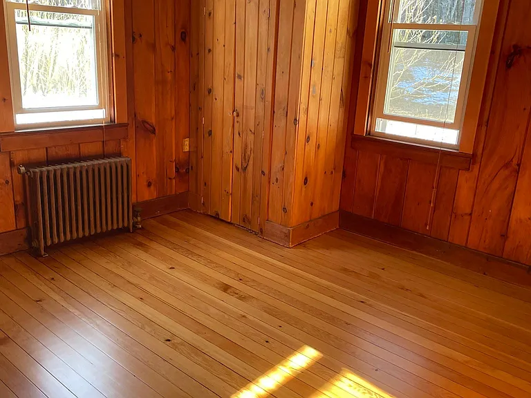 135 Sholam Rd — Photo 4