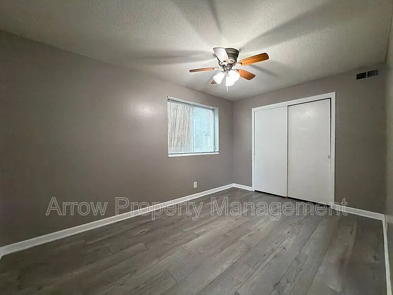 1111 E St #12 — Photo 6