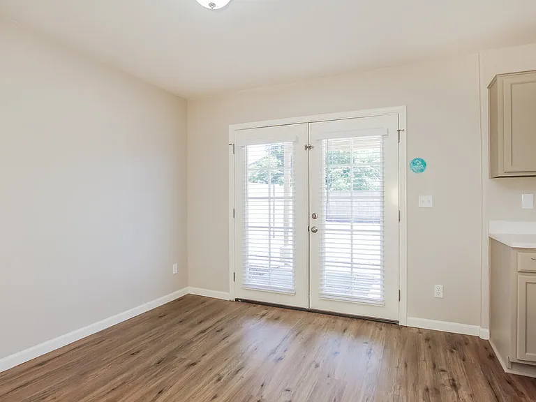 25029 W Illini St — Photo 5