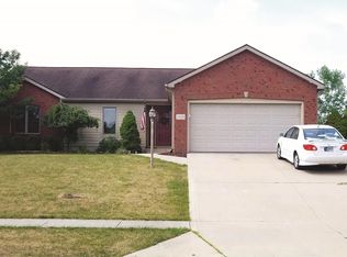 8109 Becketts Ridge Ln, Fort Wayne, IN 46825