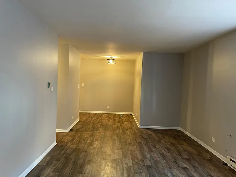 5920 N Kenmore Ave #507 — Photo 5