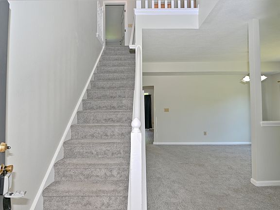 3rd image of 11628 Stoeppelwerth Dr