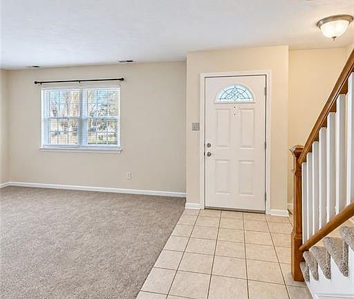 3rd image of 515 Schuyler Rd
