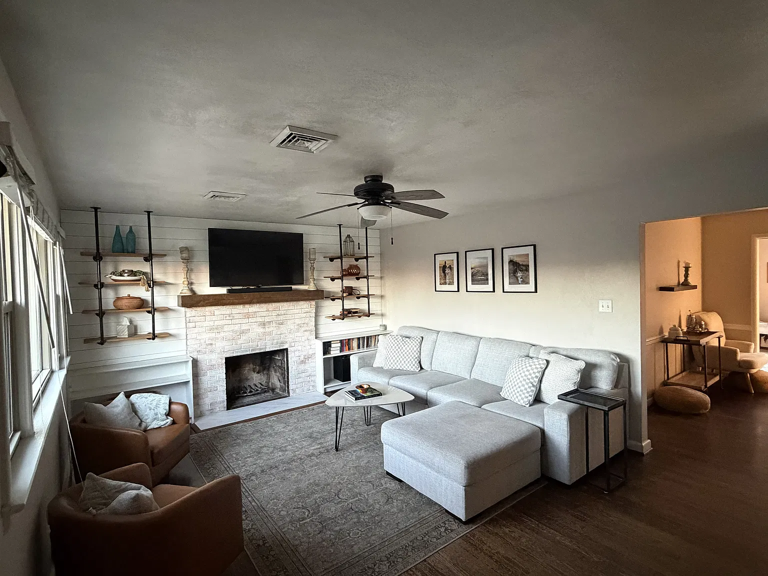 3 bed, 1270 sqft, $3,000 — Photo 2