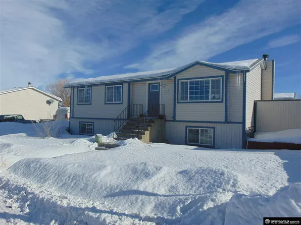 100 Colonial Ave, Evanston, WY 82930