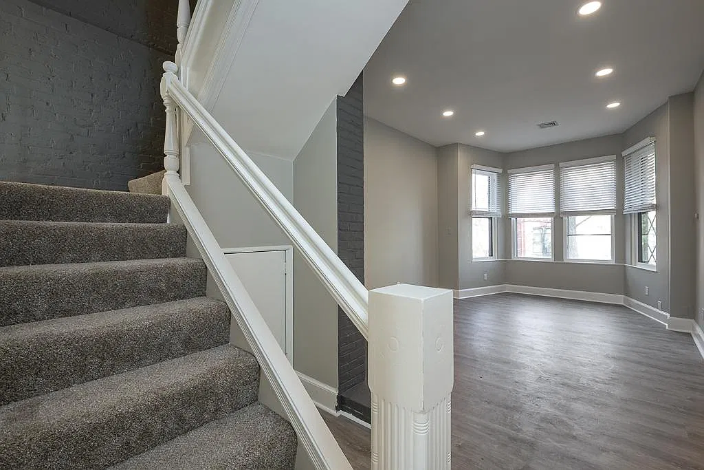 2 bed, 2.5 bath, 2500 sqft, $5,500 — Photo 3
