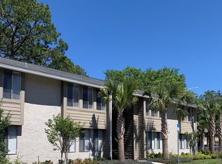 10144 Arrowhead Dr #8, Jacksonville, FL 32257