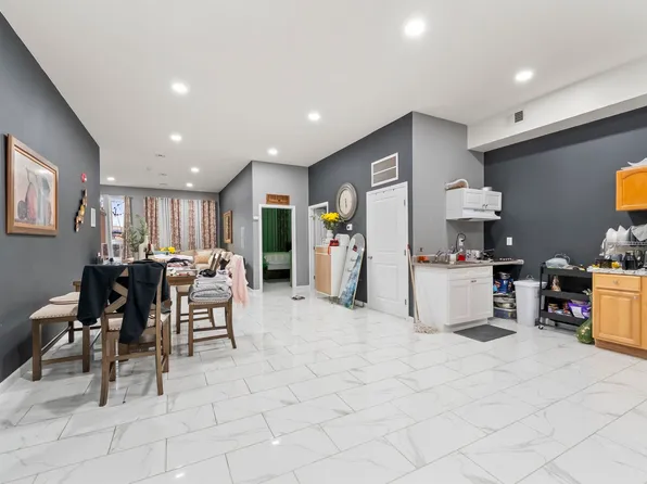 5910 Palisade Avenue image 14 of 23