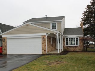 38955 Lakeshore Dr, Harrison Township, MI