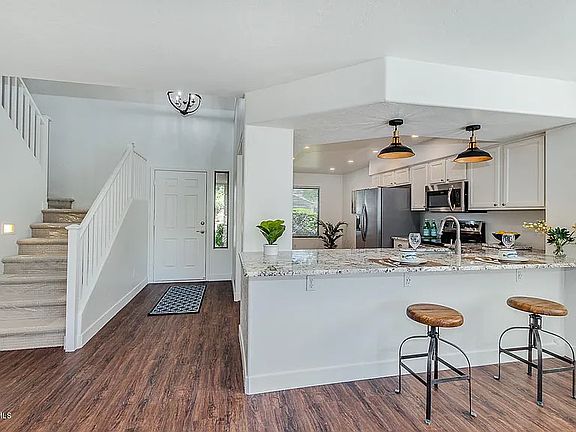 3rd image of 6030 N Castano Dr
