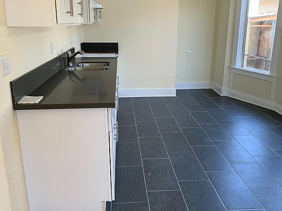 3rd image of 3228 E 1st St #1