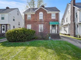 2188 Cranston Rd, University Heights, OH 44118