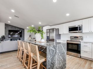 10500 N Oldfather Dr, Tucson, AZ 85742