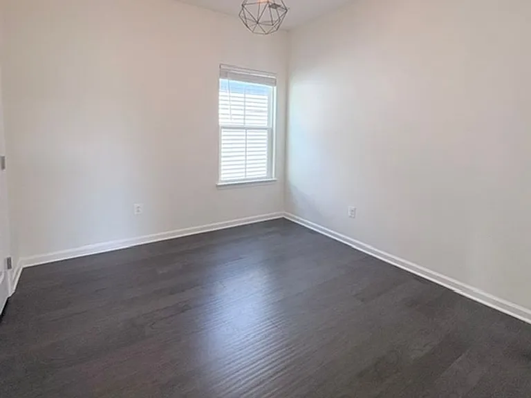 22110 Fulmer Ave — Photo 27