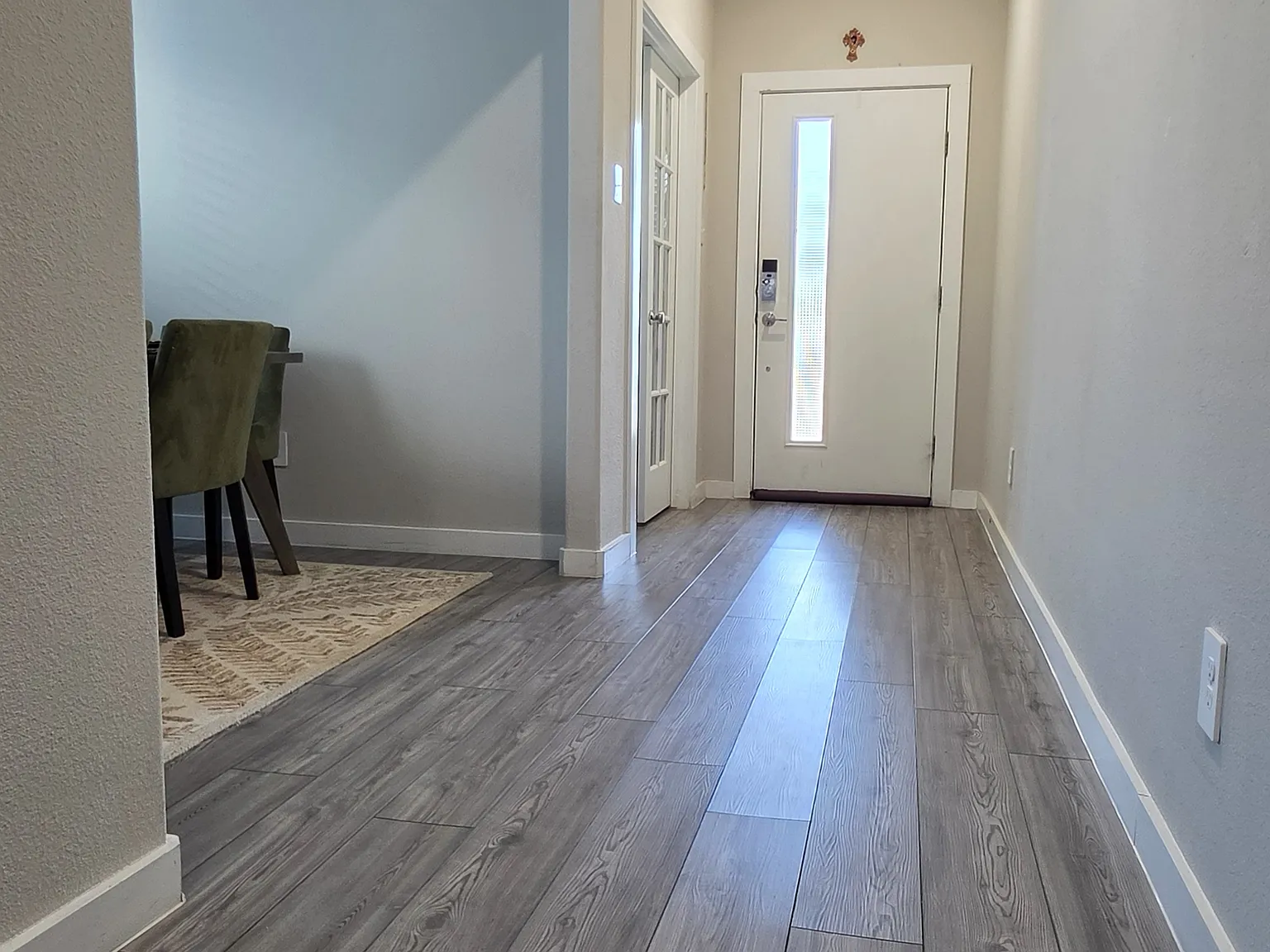 5 bed, 3.5 bath, 2982 sqft, $2,900 — Photo 3