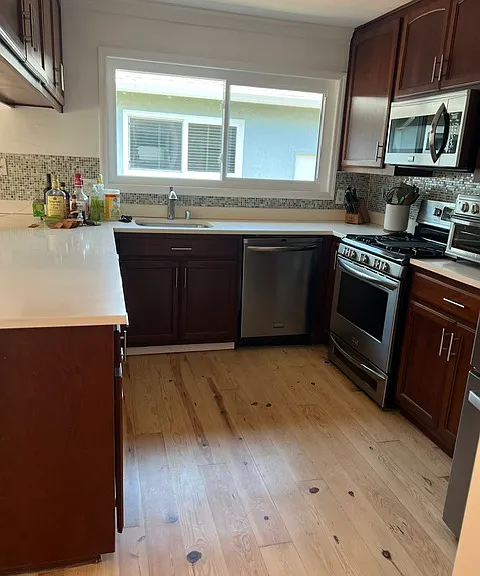 3955 Dunhill St — Photo 11