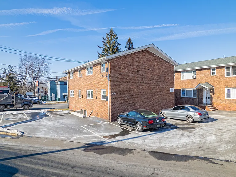 748 Convery Blvd #5A — Photo 3