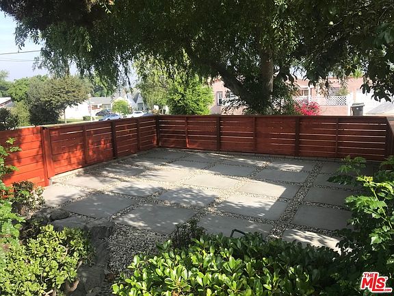 2nd image of 2572 Loma Vista Dr