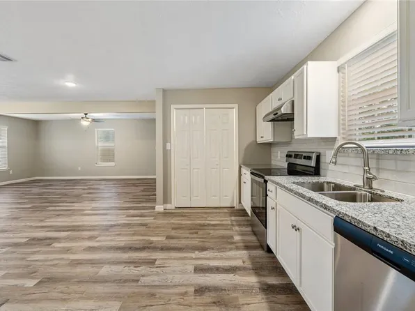 4217 Clover St, Houston, TX 77051