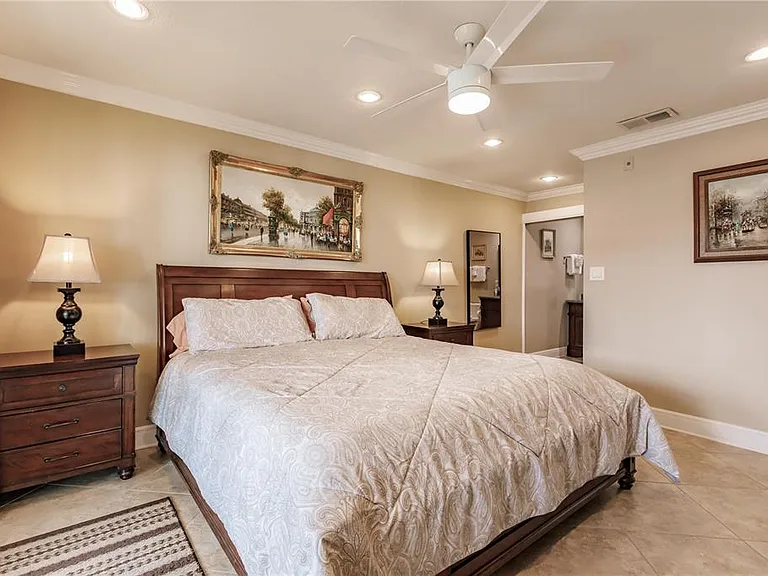 1055 W Peppertree Dr #606AA — Photo 22