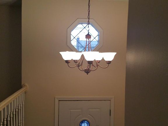 4th image of 1313 Sequoia Dr