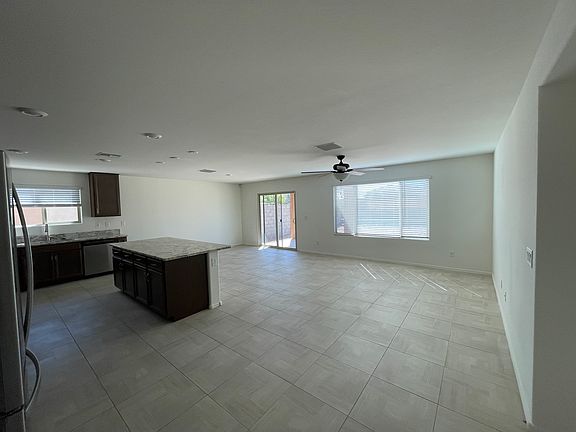 10 Living room 2_03252024