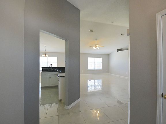 5th image of 9860 Parker Lake Cir