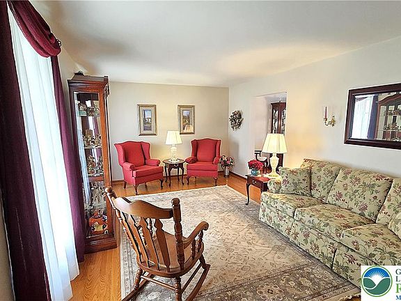 4th image of 1921 Belleview Dr