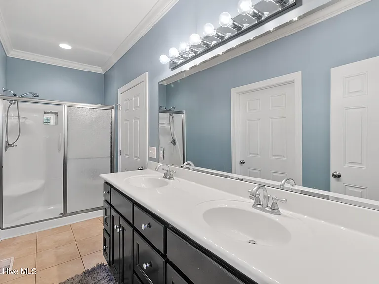 103 Arabian Cir — Photo 35