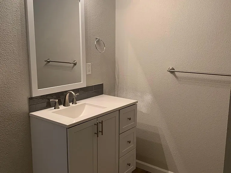 16324 Canyon Rd E #2 — Photo 8