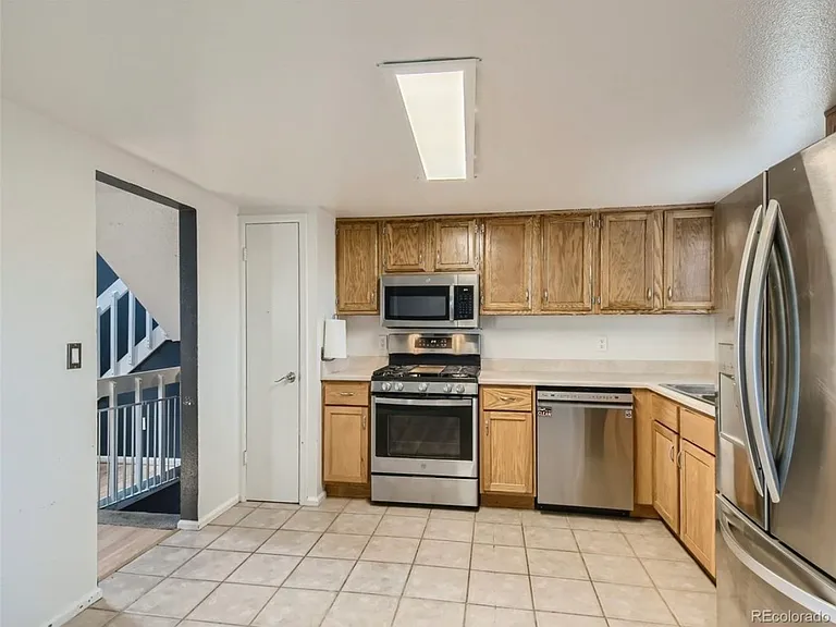 Kitchen (New Appliances)