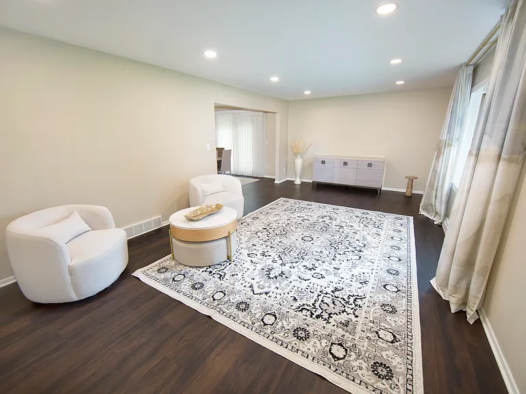 10234 N La Cresta Dr — Photo 3