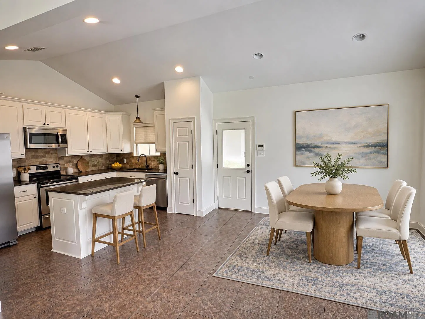 3 bed, 1625 sqft, $2,000 — Photo 4