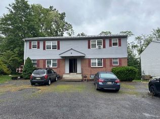 696 Walborn Ln APT 5, Millersburg, PA 17061