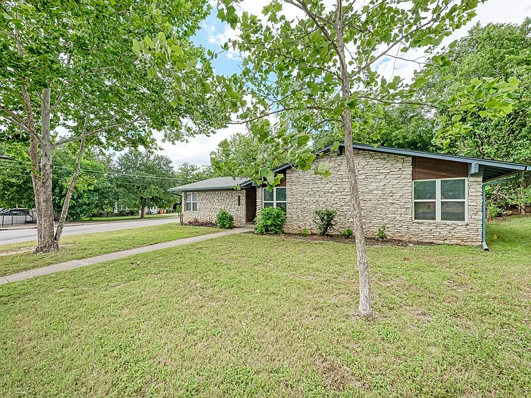 6700 Kings Point — Photo 5