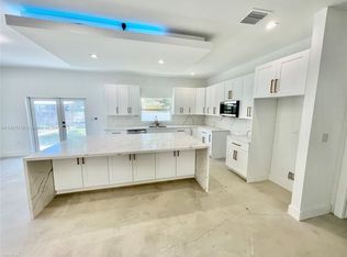 3010 NW 3rd St #0, Miami, FL 33125