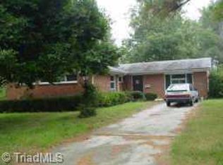 120 Lakeview Cir, Thomasville, NC 27360