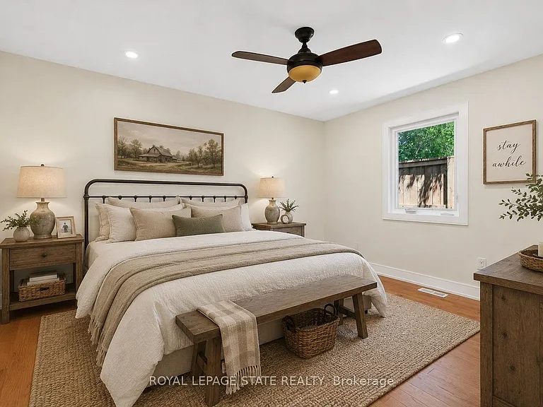 8 Cornell Ave #UPPER — Photo 3