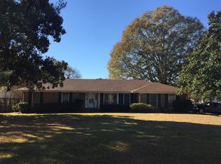 302 Maddox Rd, Griffin, GA 30224
