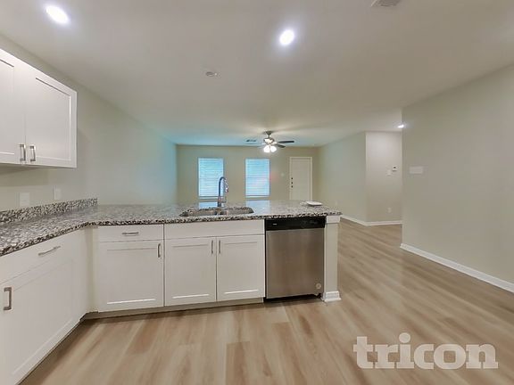 5th image of 10050 Cerritos Dr