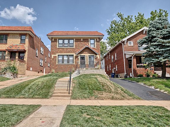 2nd image of 1210 Woodland Dr