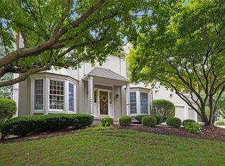 10905 W 131st St, Overland Park, KS 66213