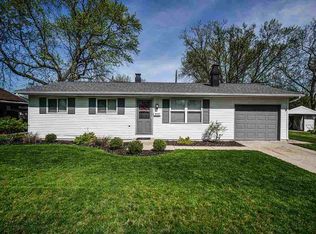 202 Lawndale Ave, Mishawaka, IN