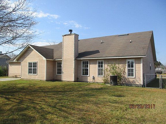 4th image of 3812 Saddlebred Ln
