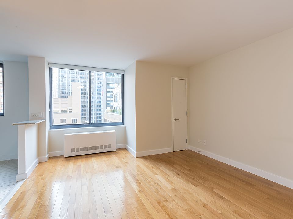 1st image of 235 W 48th St APT 18B