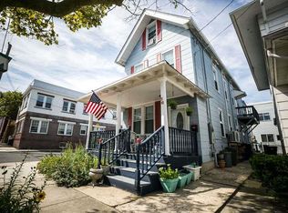 26 N Weymouth Ave, Ventnor, NJ 08406