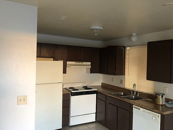 2nd image of 7131 E Lakeside Dr