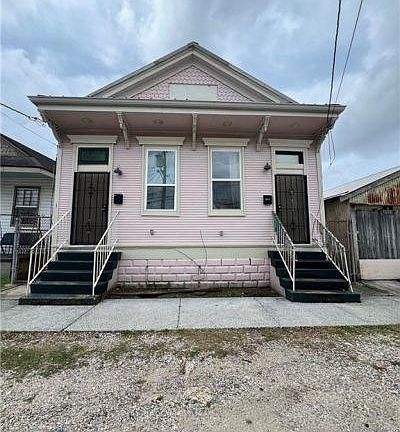 2nd image of 3226 Saint Peter St